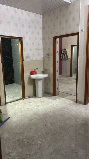 Room in 3 BHK Builder Floor at MVL IPark, Sector 15 – for Rent