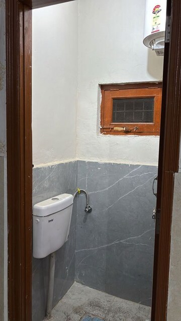 Bathroom in 3 BHK Builder Floor at MVL IPark, Sector 15 – for Rent