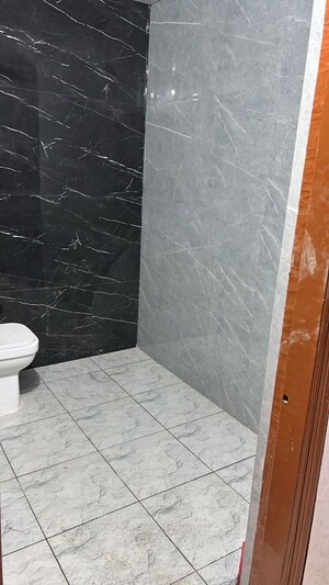 Bathroom in 3 BHK Builder Floor at MVL IPark, Sector 15 – for Rent