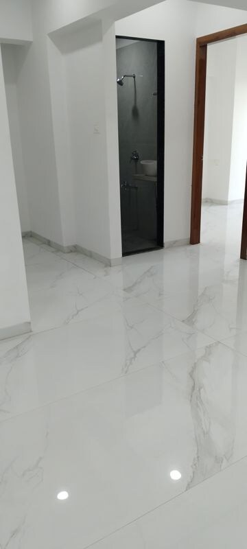 Room in 1 BHK Apartment at Viraj Heights, Kopri – for Sale