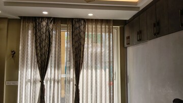 Building Lobby in 3.5 BHK Builder Floor at Sector 15 – for Sale
