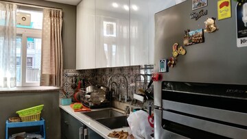 Kitchen in 3.5 BHK Builder Floor at Sector 15 – for Sale