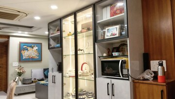 Furnished Amenities in 3.5 BHK Builder Floor at Sector 15 – for Sale