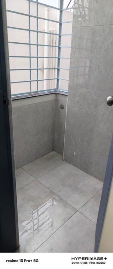 Bathroom in 1 BHK Apartment at Sri Sai Residency Kadubeesanahalli, Kadubeesanahalli – for Rent