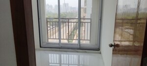 Room in 2 BHK Apartment at Viraj Heights, Kopri – for Sale