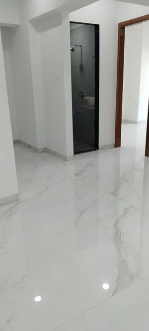 Room in 2 BHK Apartment at Viraj Heights, Kopri – for Sale