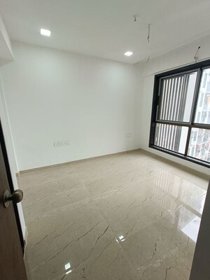 Room in 1 BHK Apartment at Neminath Nemi Bhavan, Goregaon West – for Rent