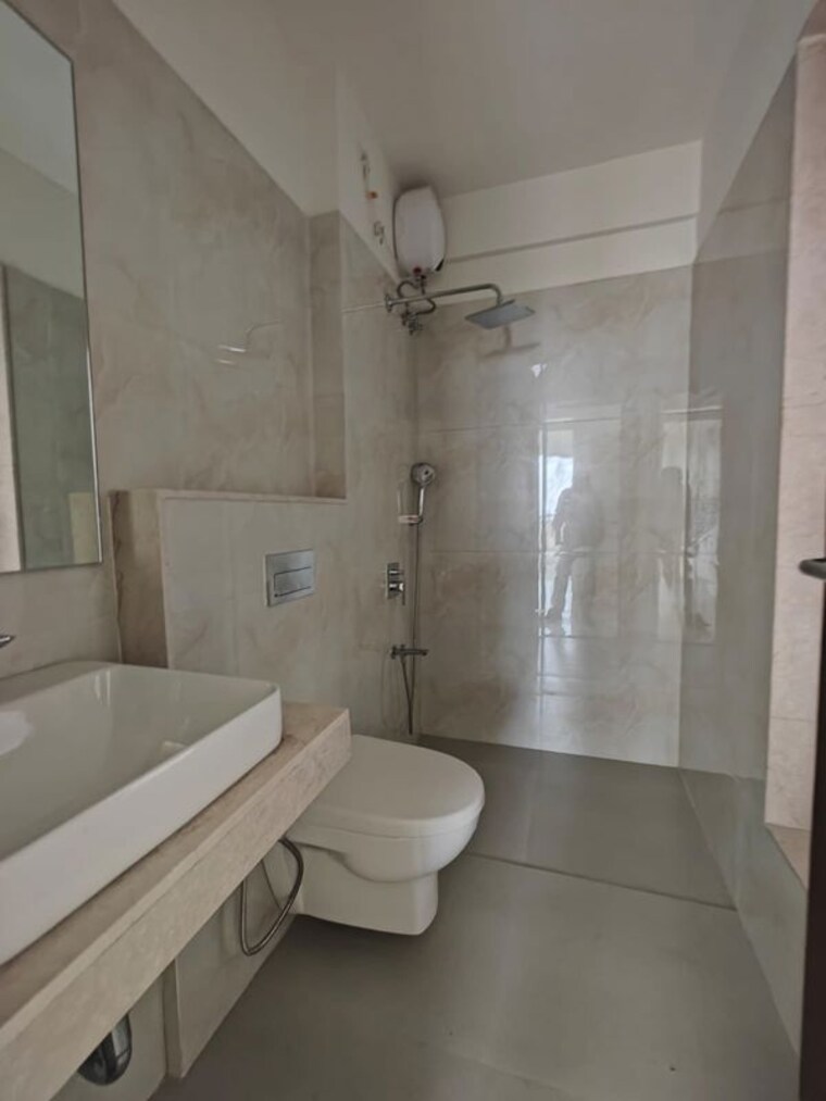 Bathroom, seawoods 3 Bedroom 1600 Sq.Ft. Apartment In Seawoods Navi Mumbai 9954754