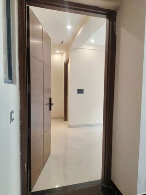 Building Lobby in 3 BHK Builder Floor at Shri Northview Avenue, Dyalpur – for Sale