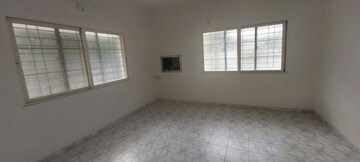 Room in 2.5 BHK Villa at Aundh – for Rent