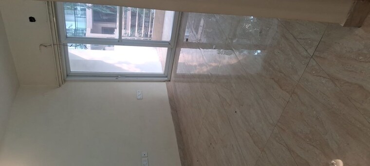 Room, sarita vihar 4 Bedroom 3200 Sq.Ft. Apartment In Sarita Vihar Delhi 9954768
