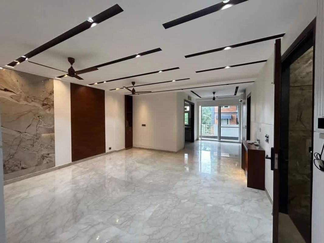 4 BHK + Pooja Room,Servant Room,Study Room,Extra Room Apartment For Rent in Vasant Kunj