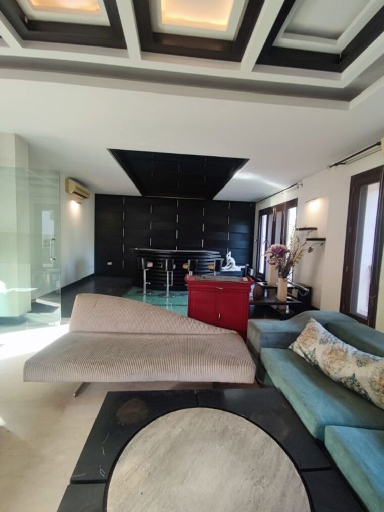 Living Room, greater kailash ii 4 Bedroom 1000 Sq.Yd. Builder Floor In Greater Kailash ii Delhi 9954772