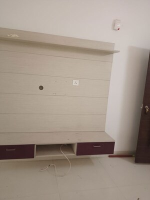 Furnished Amenities in 3 BHK Apartment at Kokapet – for Rent