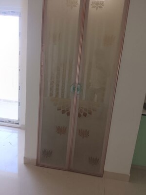 Furnished Amenities in 3 BHK Apartment at Kokapet – for Rent