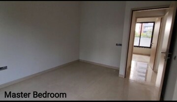 Room in 3 BHK Apartment at Kumar Siddhachal, Market Yard – for Sale