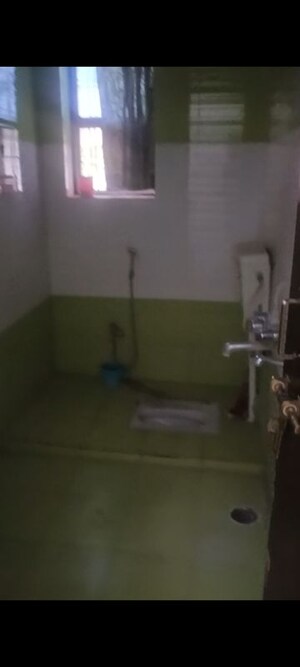 Bathroom in 2 BHK Independent House at Indira Nagar – for Rent