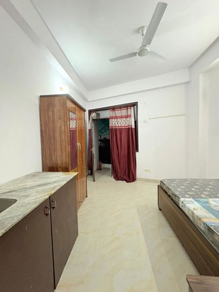 Bedroom, saket 1 RK 400 Sq.Ft. Builder Floor In Saket Delhi 9954796