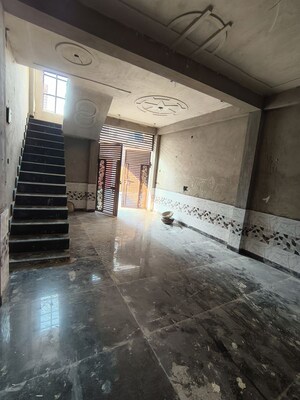 Building Lobby in 3 BHK Independent House at Lal Kuan – for Sale