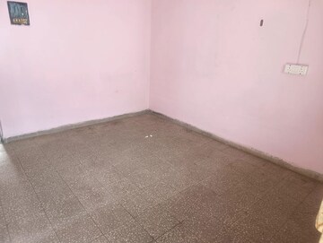 Room in 2 BHK Villa at Agrawal Apartment, Satellite – for Rent