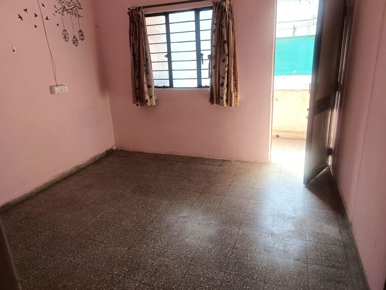Room, agrawal-apartment 2 Bedroom 1250 Sq.Ft. Villa In Satellite Ahmedabad 9954778