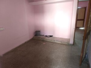 Room in 2 BHK Villa at Agrawal Apartment, Satellite – for Rent