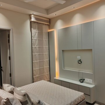 Bathroom in 5 BHK Apartment at Uchdpl Veridia Oakwood Enclave, Wave City – for Sale