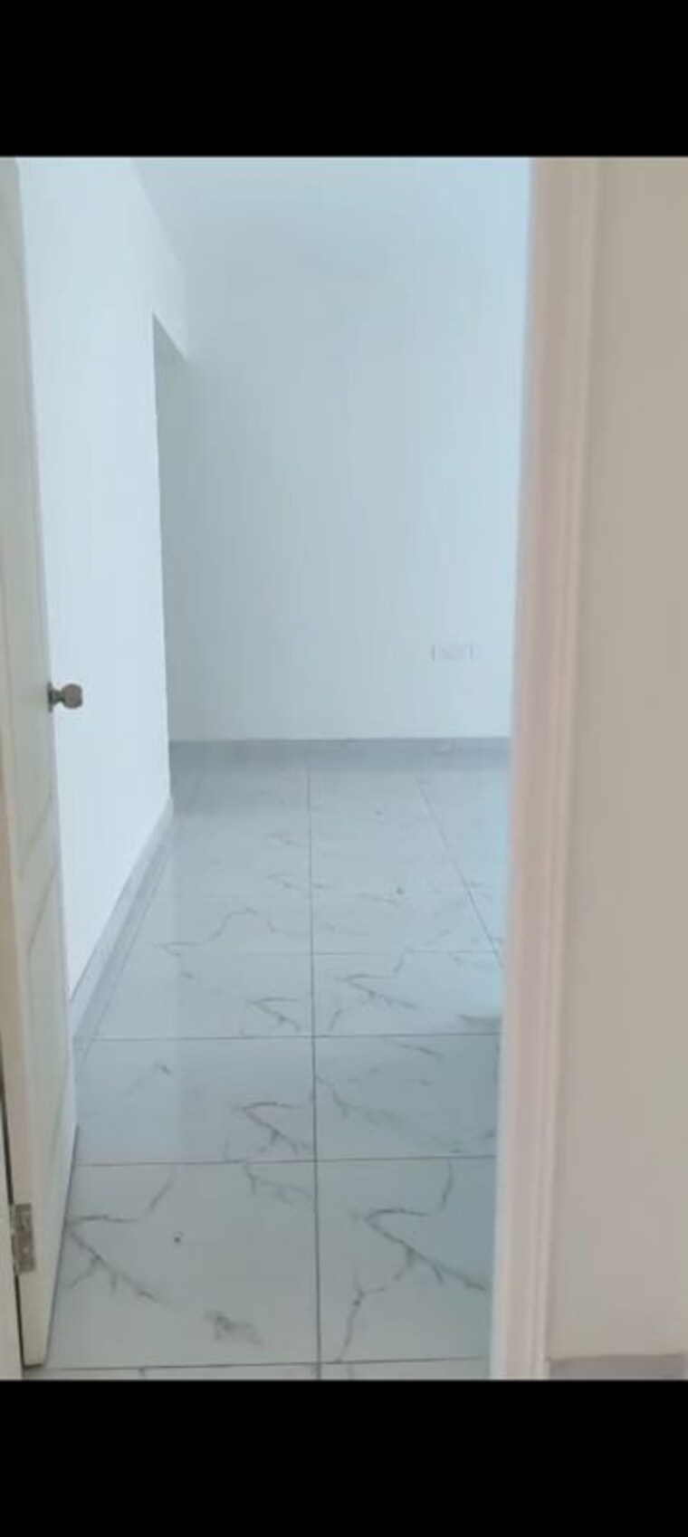 Bathroom, nandi-fernville 3 Bedroom 2100 Sq.Ft. Apartment In Infantry Road Bangalore 9661211