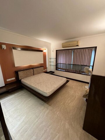 Bedroom in 5 BHK Apartment at Emmanuel Pearl, Rest House Road – for Sale