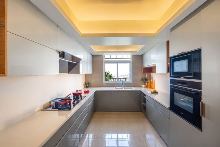 Kitchen, uchdpl-veridia-oakwood-enclave 5 Bedroom 4089 Sq.Ft. Apartment In Wave City Ghaziabad 9954848
