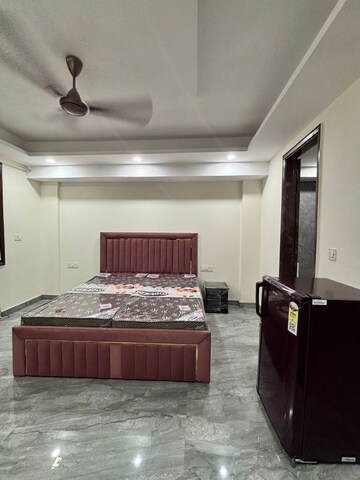 Bedroom in 1 RK Builder Floor at Hong Kong Bazaar, Sector 57 – for Rent