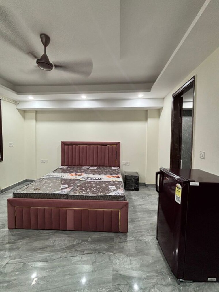 Bedroom, hong-kong-bazaar 1 RK 300 Sq.Ft. Builder Floor In Sector 57 Gurgaon 9954851