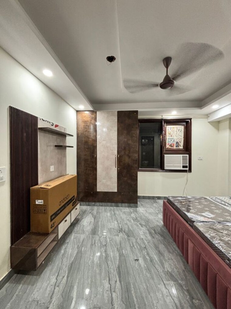 Bedroom, hong-kong-bazaar 1 RK 300 Sq.Ft. Builder Floor In Sector 57 Gurgaon 9954851