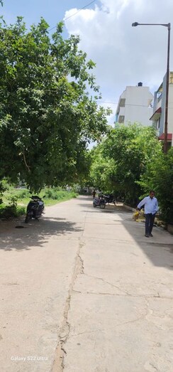 Plot For Sale in Manikonda