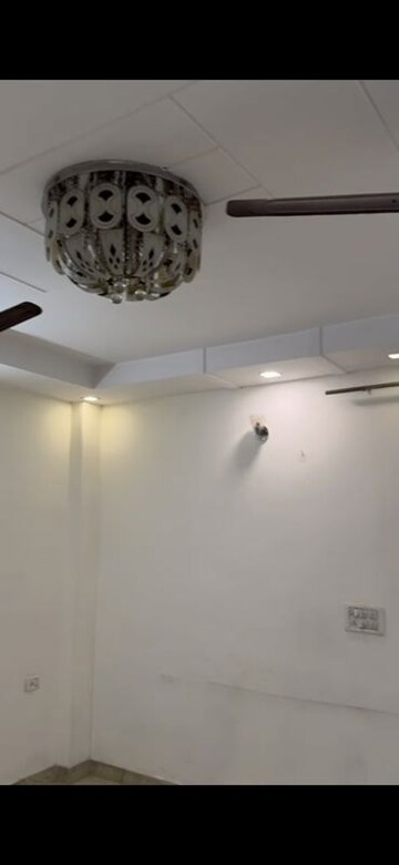 2 BHK Builder Floor For Sale in Hari Nagar