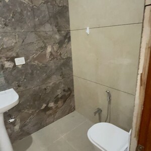 Bathroom in 1 BHK Independent House at Gomti Nagar – for Rent