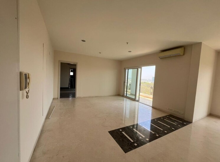 Room, mantri-altius 4 Bedroom 5500 Sq.Ft. Apartment In Shivaji Nagar Bangalore 9910382