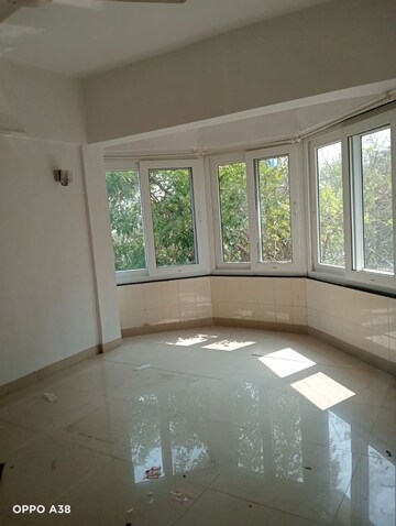 2.5 BHK Apartment For Rent in Andheri West