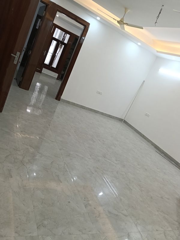 3 BHK + Pooja Room Builder Floor For Rent in Hong Kong Bazaar