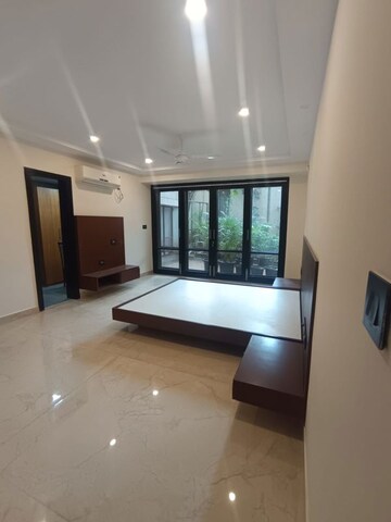 4 BHK Apartment For Rent in HM Gladiolus, Halasuru