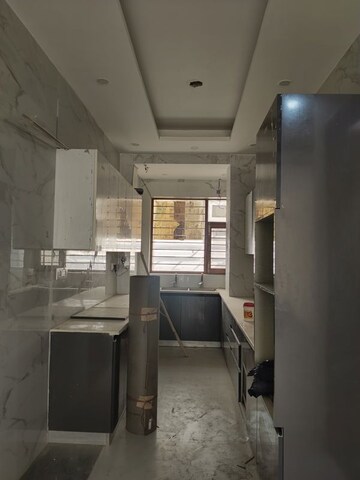 3 BHK Builder Floor For Rent in Sector 37