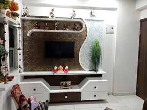 Furnished Amenities in 2 BHK Apartment at Sahaj Solarium, Vasna – for Rent