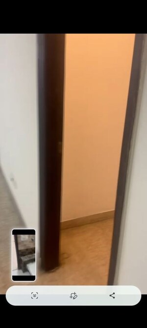 Room in 3 BHK Builder Floor at Sector 38 – for Rent