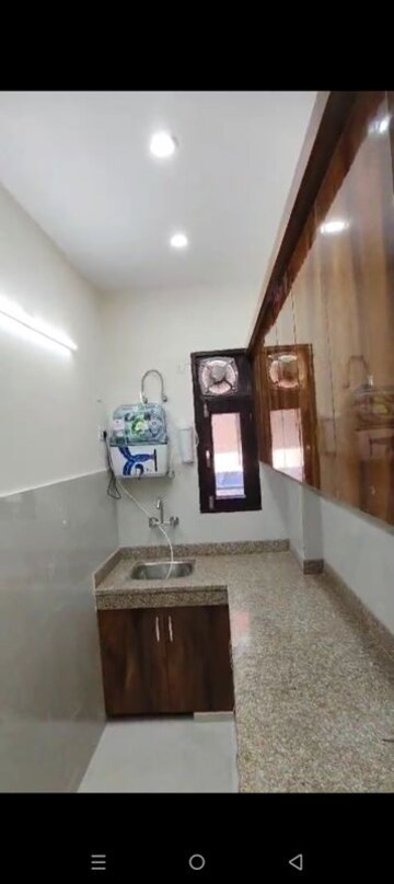 Furnished Amenities in 1 BHK Builder Floor at Palam Vihar Extension – for Rent