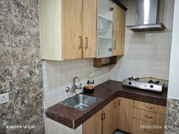 Kitchen, lajpat nagar i 2 Bedroom 900 Sq.Ft. Builder Floor In Lajpat Nagar I Delhi 9954898
