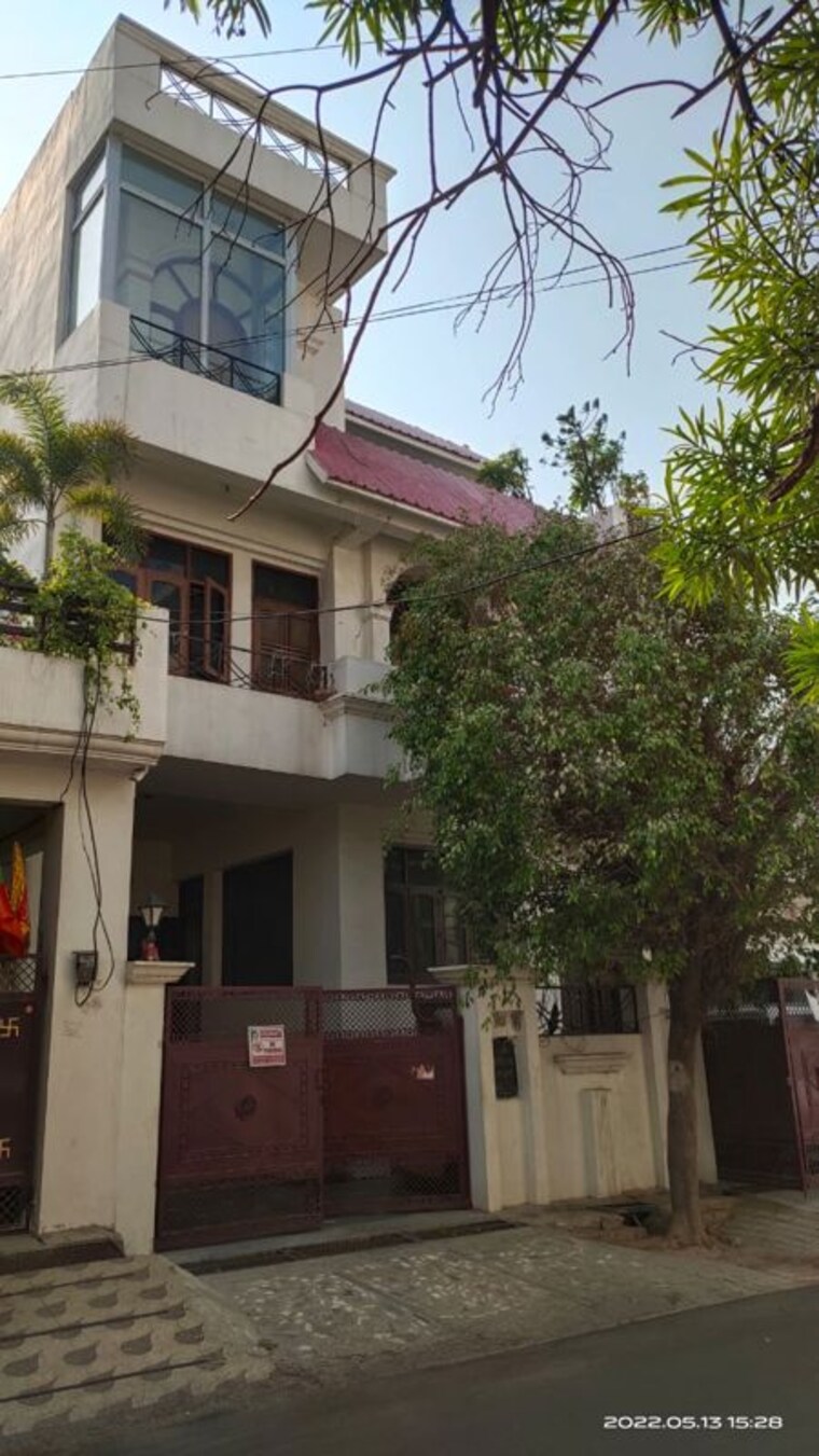 Exterior View, indira nagar 5 Bedroom 3500 Sq.Ft. Independent House In Indira Nagar Lucknow 9954905
