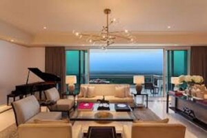 Living Room in 4 BHK Apartment at DLF The Camellias, Sector 42 – for Sale