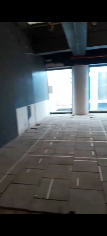 Staircase in  Showroom at Andheri West – for Rent