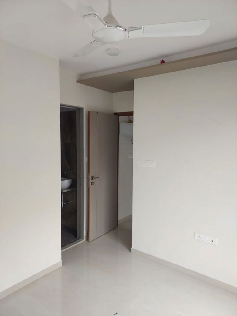 Room, gurukrupa-param 1 Bedroom 400 Sq.Ft. Apartment In Vikhroli East Mumbai 9954926