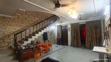 Master Bedroom in 5 BHK Independent House at Indira Nagar – for Rent